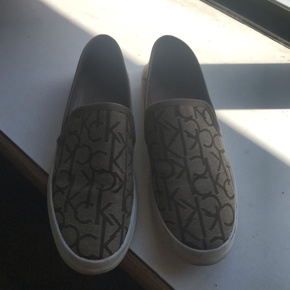 Calvin Klein shoes - Picture 2 of 7